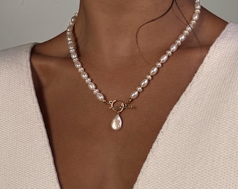Pearl Pendant Toggle Necklace, Dainty Jewelry Set