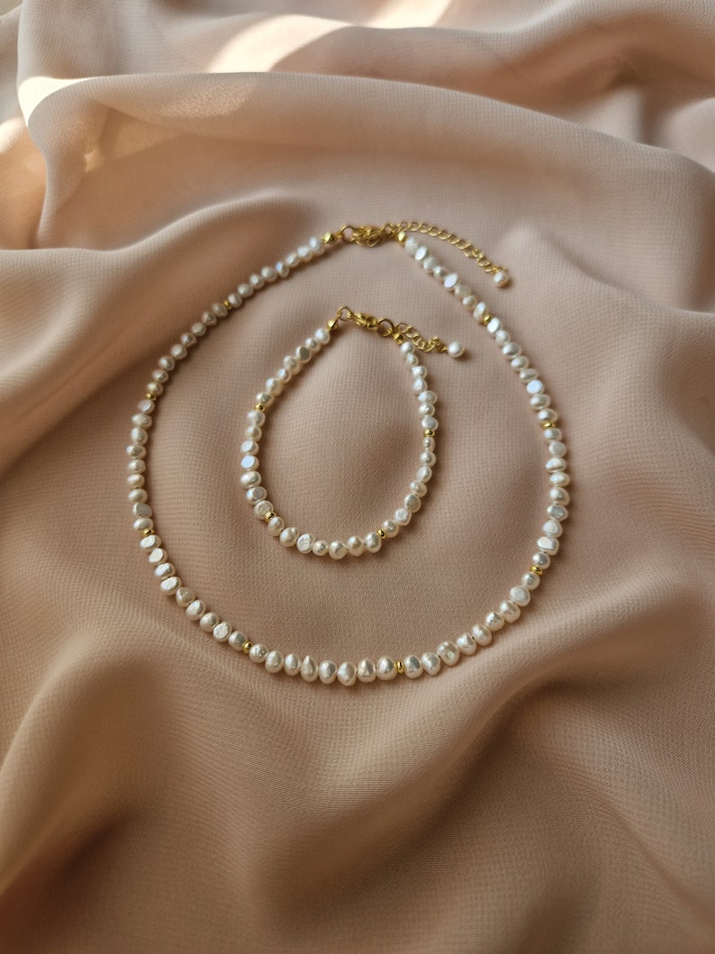 Wedding Bridal pearls choker, Jewelry wedding, White choker, Dainty Tiny Pearl Necklace, Ready for ship image 7