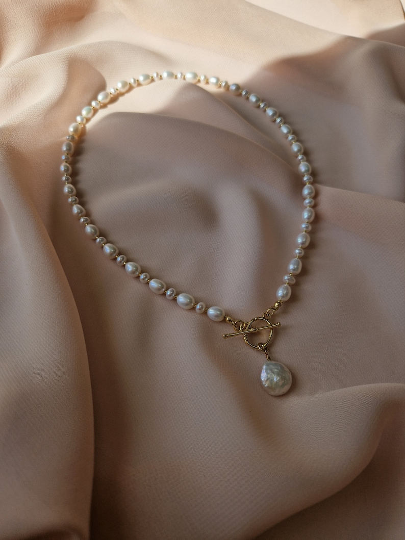 Pendentif en perles, collier vintage, collier délicat, collier de vraies perles, collier fait main, perle d'eau douce, cadeaux d'anniversaire pour femme image 4