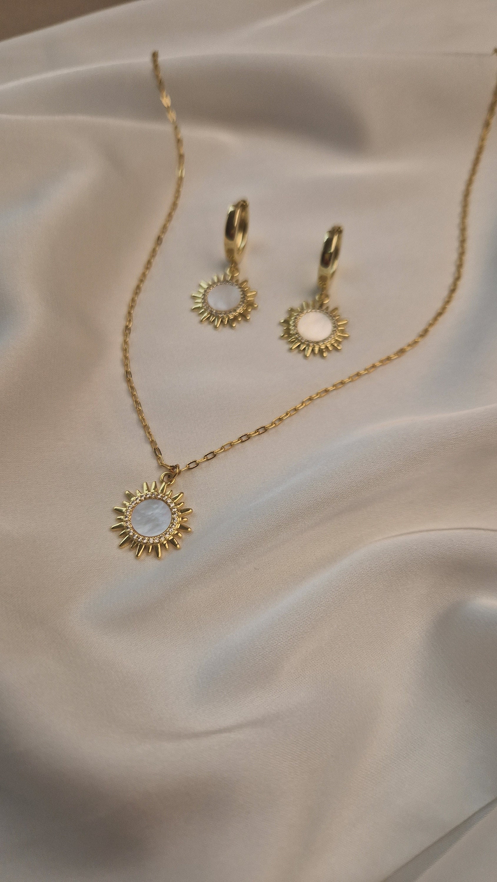Boho Wedding Bridal Jewelry, Celestial Pendant Necklace, Gold Plated Sun Earrings, Bohemian Jewelry for Bride