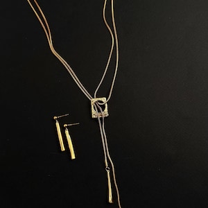 Art Deco Y Necklace for Rehearsal Dinner & Gold Lariat Stud Set image 4