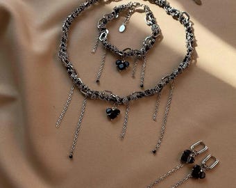 Chunky schwarze Herz Anhänger Twisted Halskette, passende Statement Armband, lange Herz Ohrringe, Grunge Schmuck-Set, einzigartiges Geschenk für sie