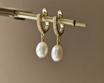 Pearl Statement Earrings, Dangling Pearl, Bridesmaids Jewelry, Pearl Earrings, Pearl Bridal Earrings, Pearl Drop Earrings, Christmas Gift