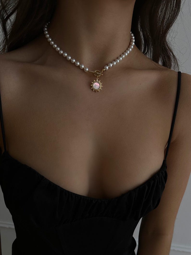 Collier pendentif soleil en perles dorées avec fermoir à bascule, boucles d'oreilles pendantes soleil, parure de bijoux célestes, cadeau pour épouse image 2