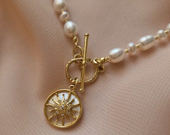 Pearl necklace with gold sun pendant, Charm Necklace, Gift for wife, Anniversary birthday, Sunshine Necklace, Aesthetic jewelry