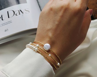 Dainty pearl triple bracelt, Pearls bracelet, Gold plated bracelet, Triple bracelet, Bracelet on three chains, Dainty brass bracelet