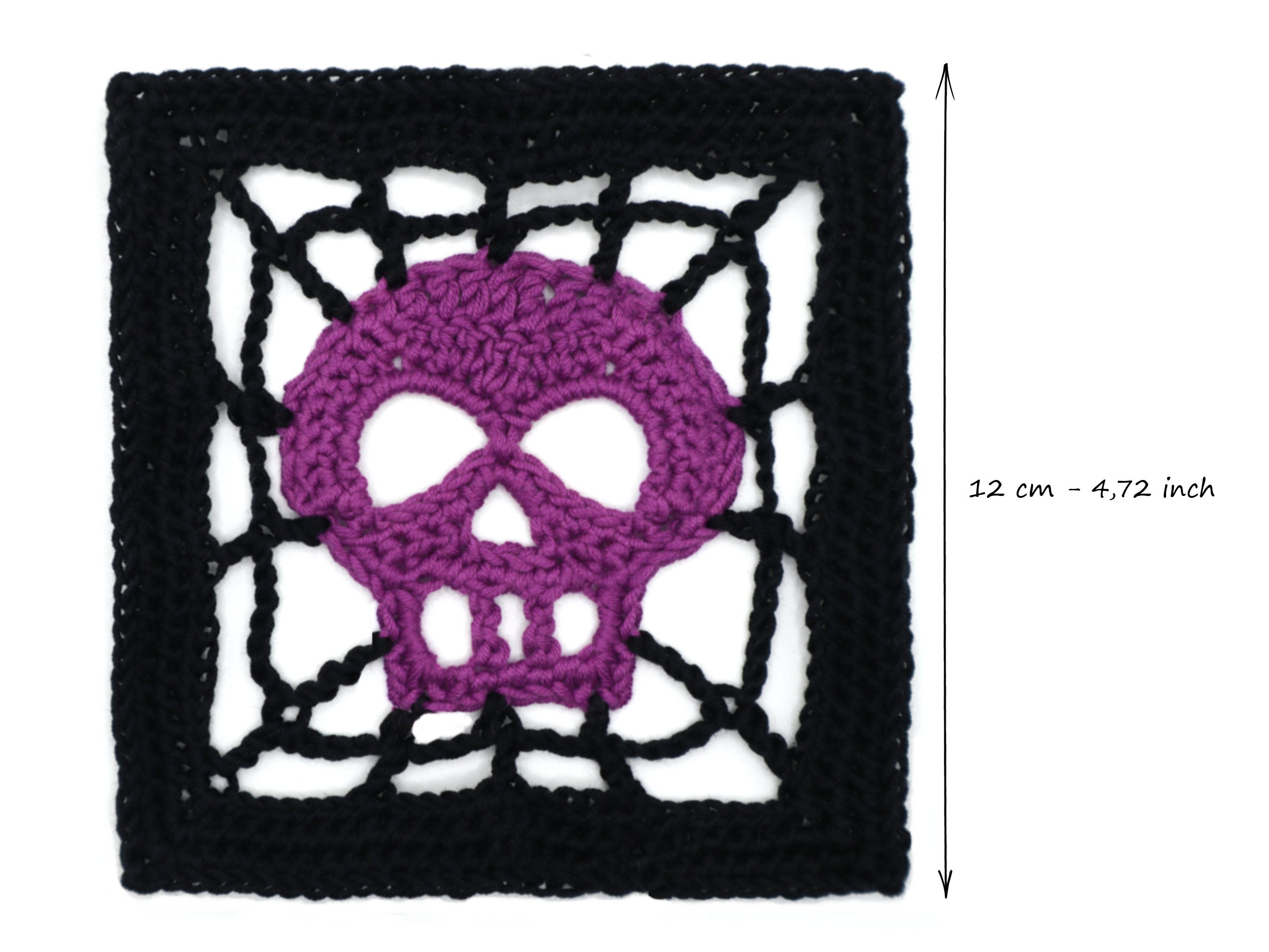 Halloween Skull Granny Square Crochet Pattern with Photo Tutorial