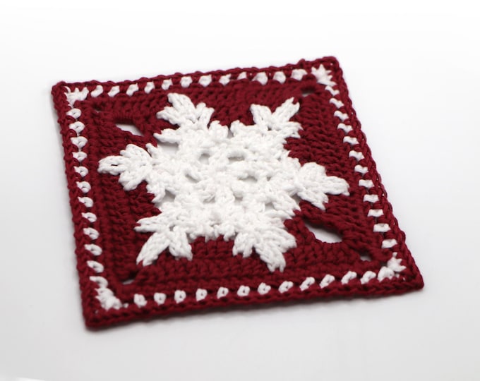 Snowflake Granny Square Crochet Pattern: Christmas Decor (PDF Pattern