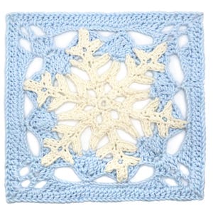 PATTERN Christmas Granny Square - Snowflake Granny Square - PDF Crochet Pattern with Photo and Video Tutorial. Coloured Diagrams-