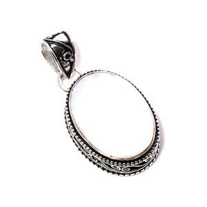 Mother of Pearl Pendant 925 Sterling Silver Pendant Pearl Gemstone Handmade Silver stone Jewelry Mother of Pearl Silver Pendant For Necklace