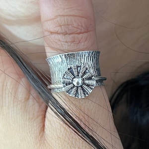 Flower Spinner Ring Worry Ring 925 Sterling Silver Ring Gemstone Ring Boho Chunky Ring Meditation Ring Fidget Ring Anxiety jewelry