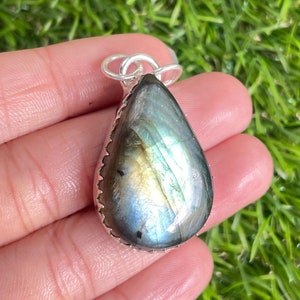 Labradorite Pendant 925 Sterling Silver Pendant Labradorite Gemstone Handmade Silver Gemstone Jewelry Labradorite Pendant For Necklace Women