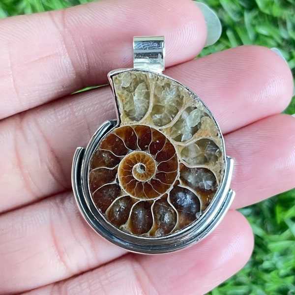 Ammonite Pendant 925 Sterling Silver Pendant Ammonite Gemstone Handmade Silver stone Jewelry Ammonite Silver Pendant For Necklace