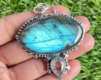 Labradorite Sterling Silver Pendant Necklace: Handmade Unisex Jewelry