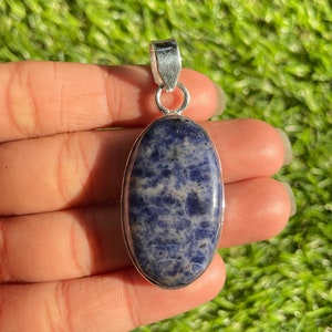 Ciondolo in sodalite Ciondolo in argento sterling 925 Ciondolo in pietra preziosa sodalite Gioielli in argento fatti a mano con pietre preziose Ciondolo in argento sodalite per collana
