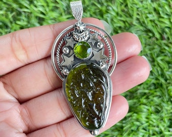 Moldavite 925 Sterling Silver Pendant Moldavite Gemstone Handmade Silver Gemstone Jewellery Pendant For Necklaces Heart Chakra stone pendant
