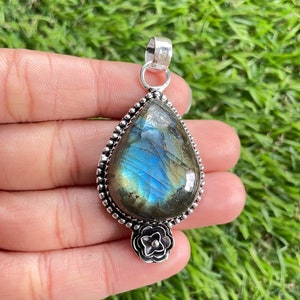 Labradorite 925 Sterling Silver Pendant Labradorite Gemstone Handmade Silver Jewelry Pendant For Necklace Women Protecting stone Pendant