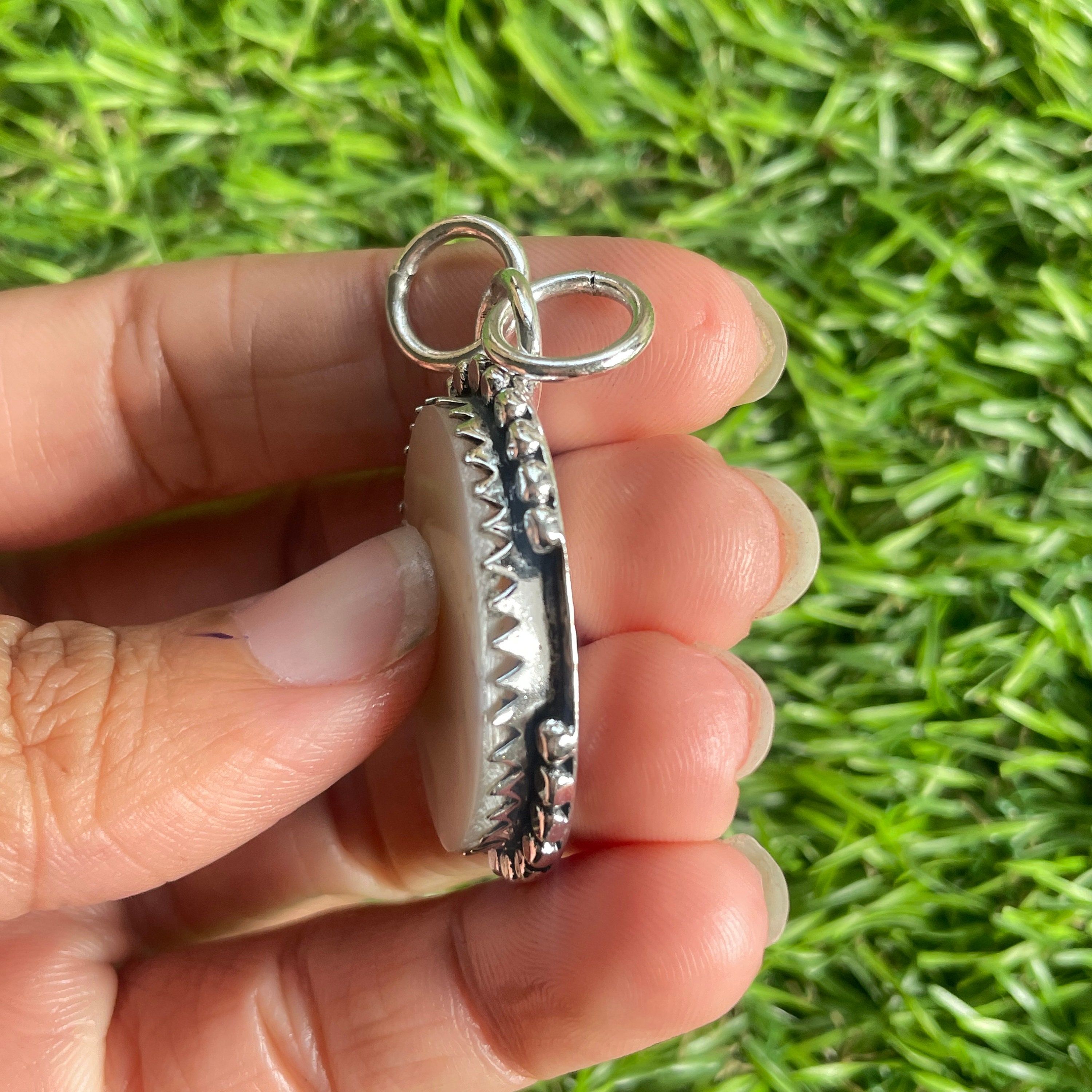 Mother of Pearl Pendant 925 Sterling Silver Pendant Pearl
