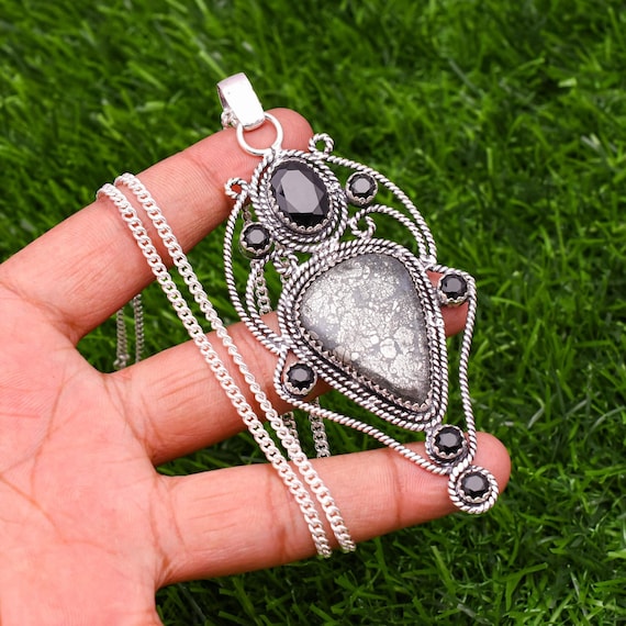 Marcasite pendant necklace online