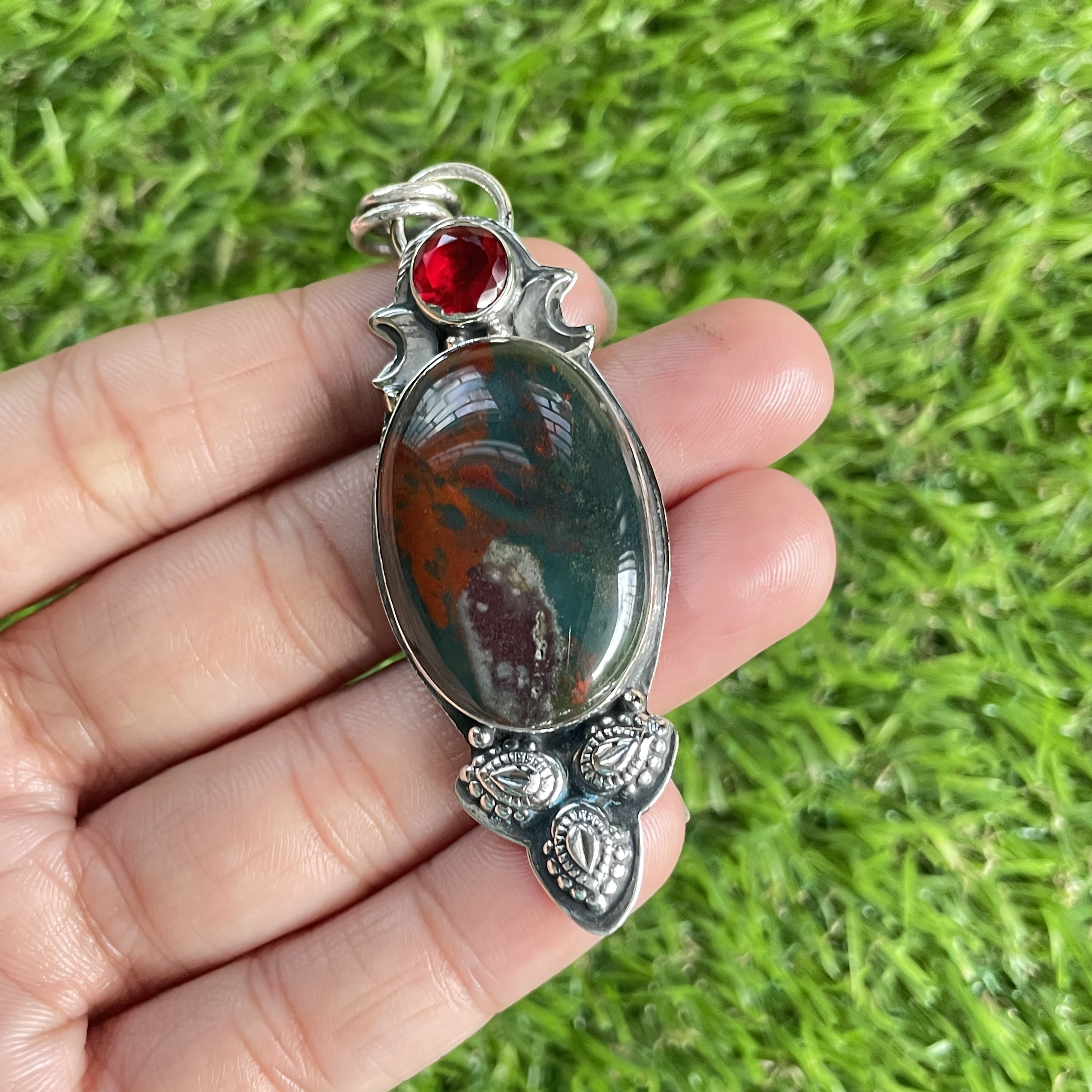 Pendentif Argent 925 – Ammonite Naturelle, Grenat Et Jaspe, Création Artisanale Inde