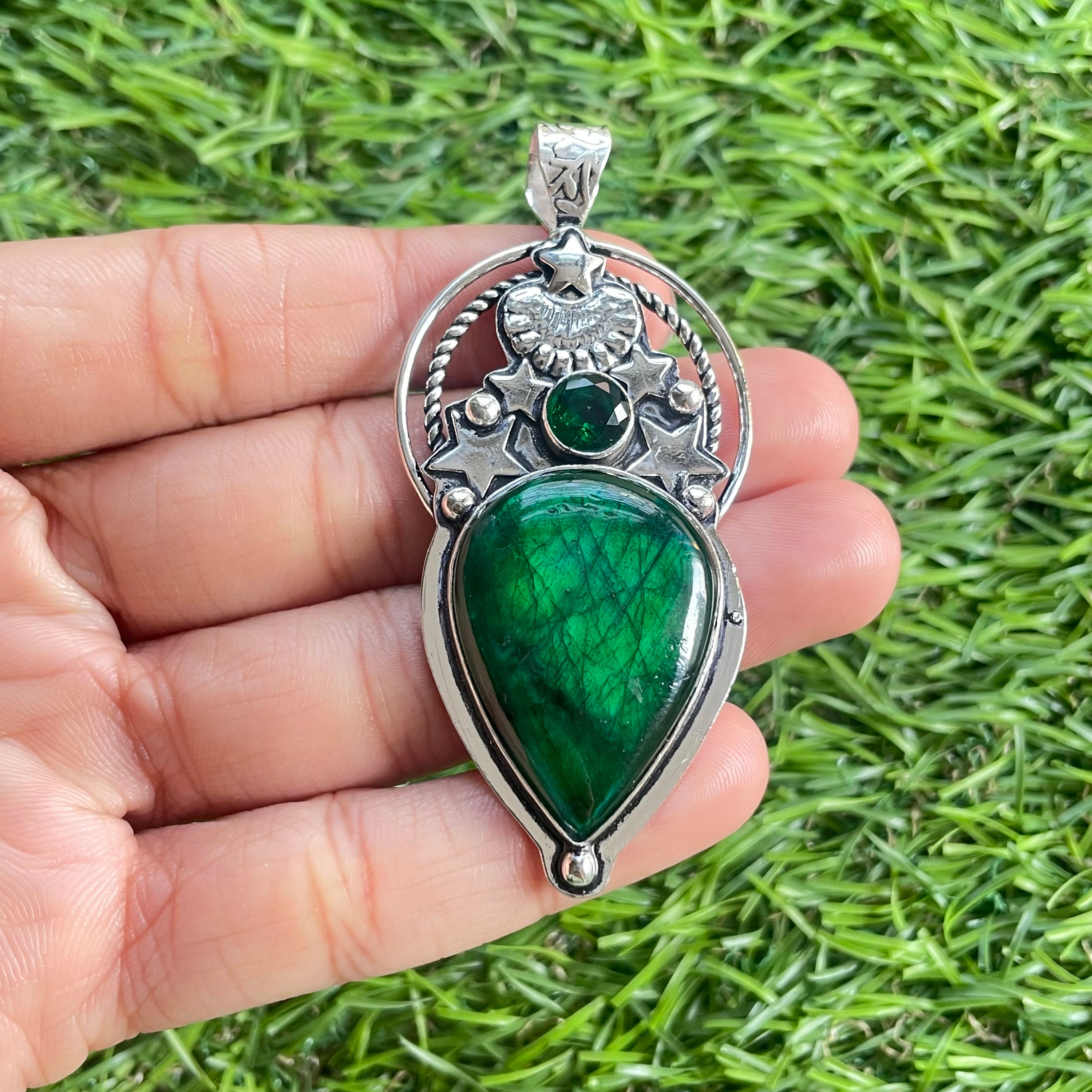 Ciondolo in Argento con Ametista verde e perle Ciondolo in Argento con Ametista verde e perle