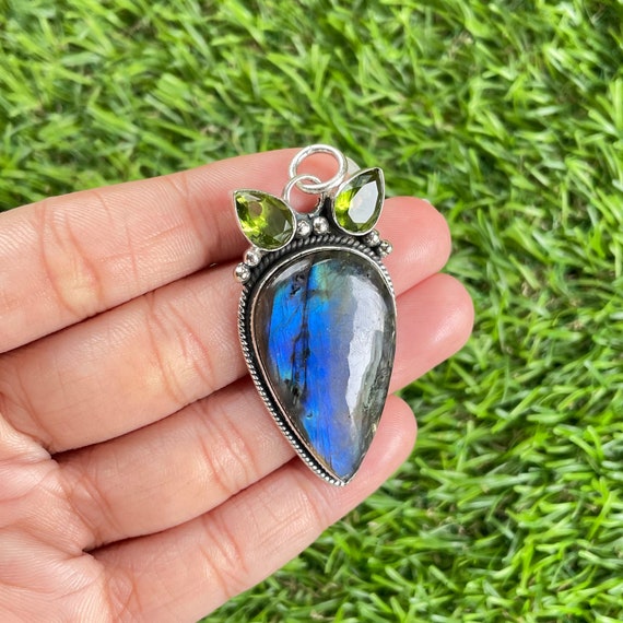Labradorite Teardrop Oil Bottle Bronze Pendants Labradorite Teardrop Oil Bottle Bronze Pendants