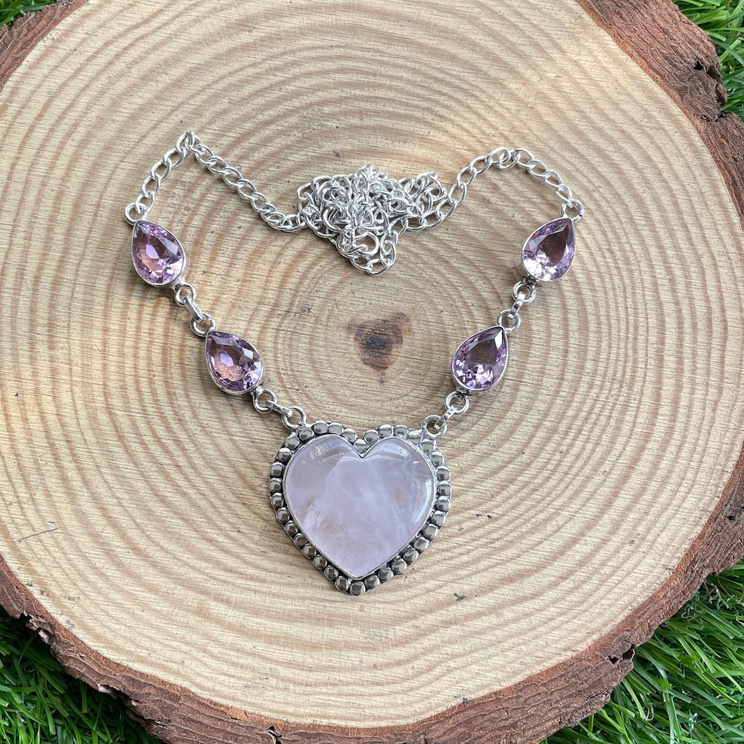 Collar de cuarzo rosa en forma de corazón de plata de ley 925: piedra  preciosa que cura las emociones - Etsy México, image size:1080x1080