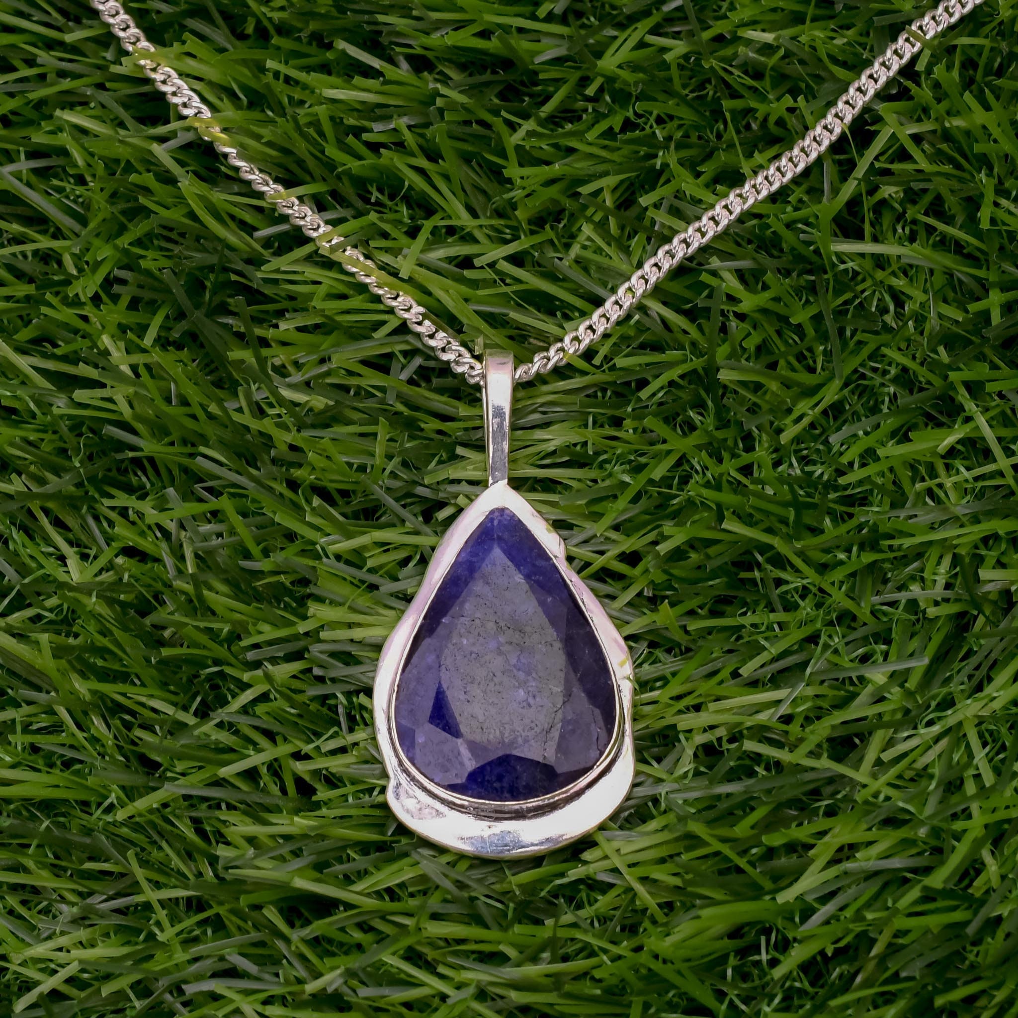 Anker Symbolschmuck Saphirblaue Edelsteine Anhänger Kette