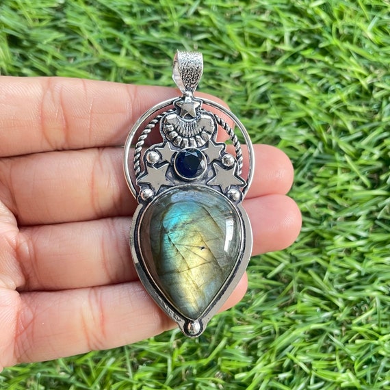Etsy stone jewelry discount