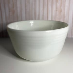Vintage Pyrex Opal Milk glass ribbed Mixing Bowl