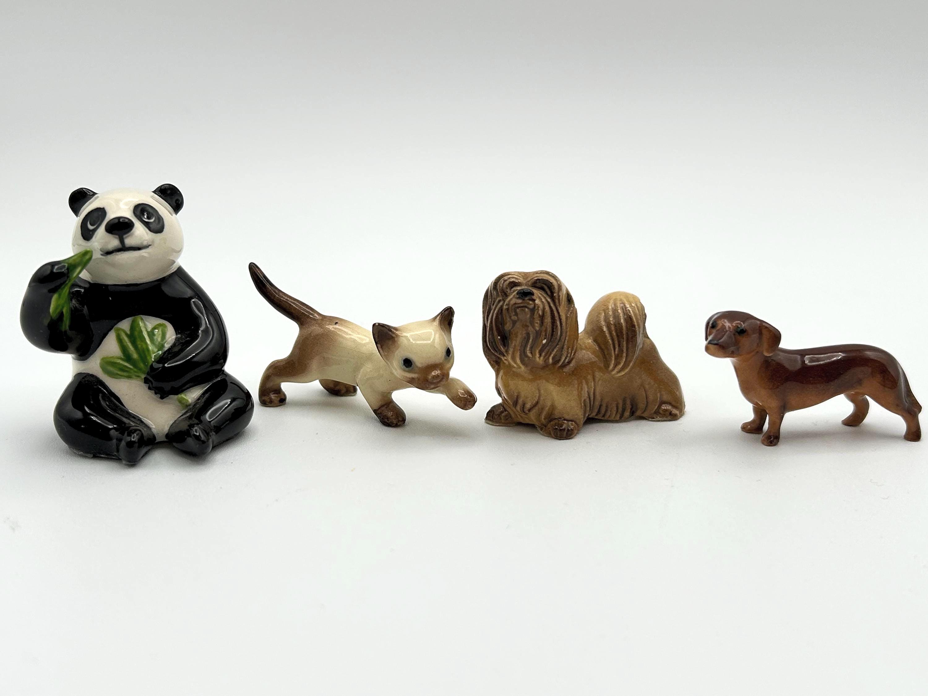 Selection of Vintage Hagen Renaker Miniature Ceramic Smalls Cats