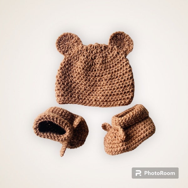 Newborn Baby Teddy Bear Ears Hat & Booties Set  Handmade Crochet Baby Shower Gift