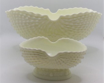L.G. Wright Custard Glass Master and Small Berry Bowls Nautilus Argonaut