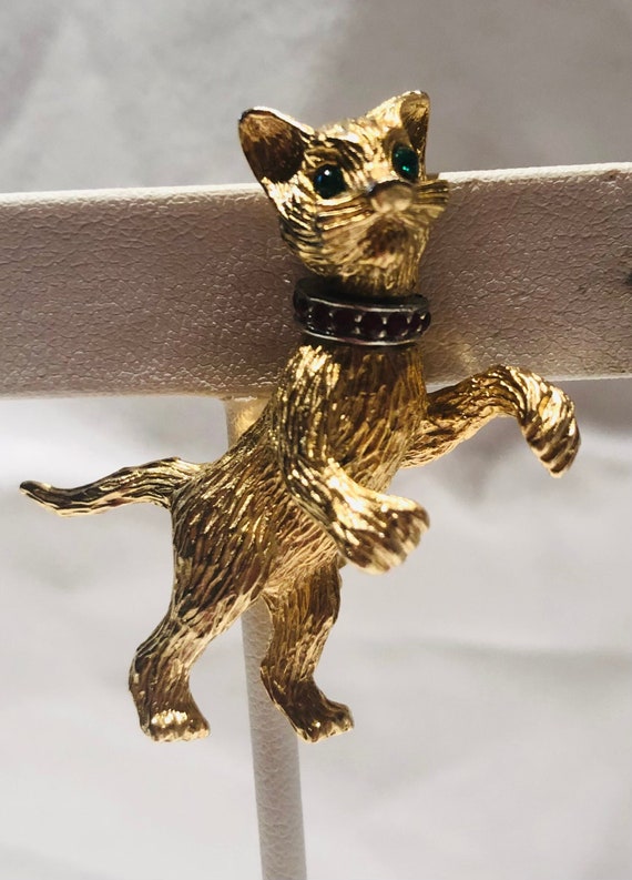 Vintage Gold Plated Cat Brooch Hattie Carnegie - image 1