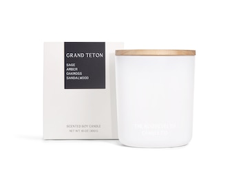 Grand Teton Candle - Sandalwood, Oakmoss, Amber, Lemon & Sage