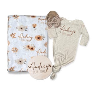 Personalized Baby Girl Floral Swaddle Set: Custom Name Gown & Blanket