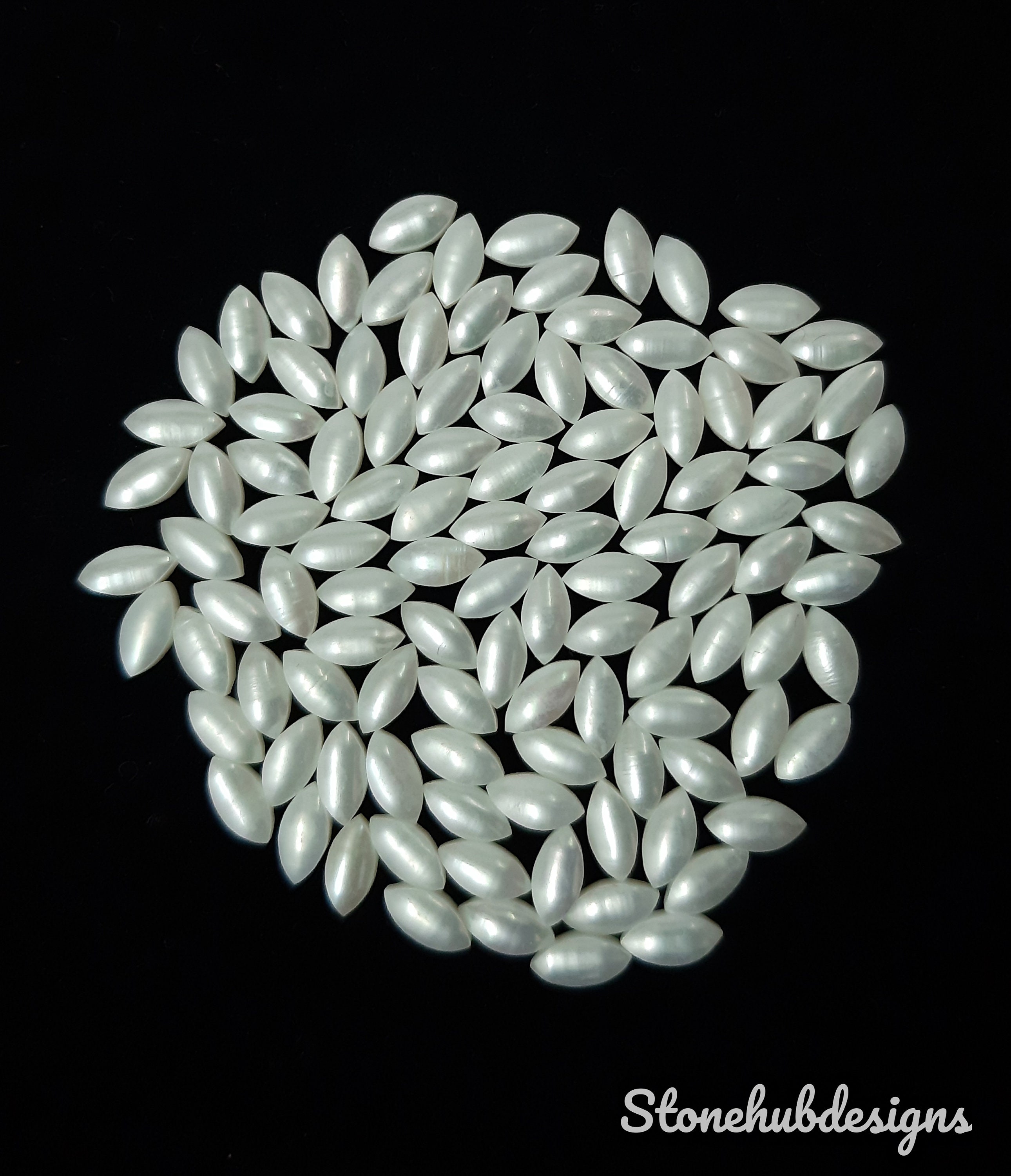 5個入り 2 x 4 mm ～ 6 x 12 mm 天然淡水ホワイトパール マーキーズ