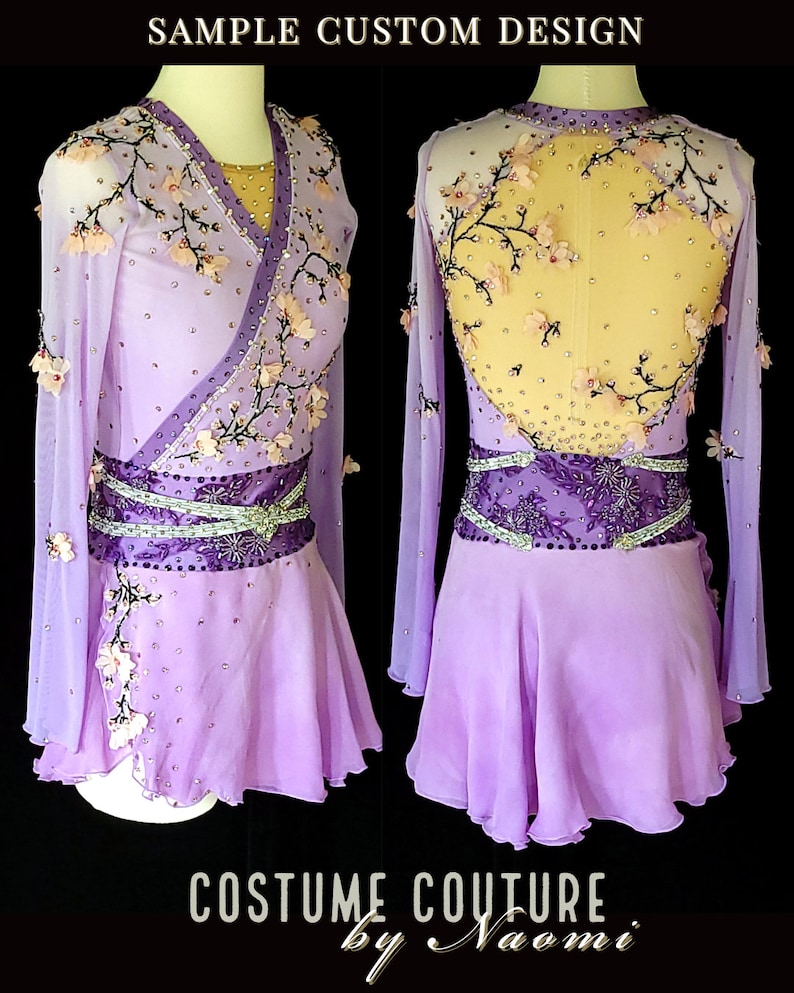 Puede incluir: Un vestido de patinaje art&iacute;stico de color lavanda con mangas largas y un dise&ntilde;o floral. El vestido tiene un cintur&oacute;n morado y plateado y una espalda transparente con un dise&ntilde;o floral. El vestido est&aacute; etiquetado como "Costume Couture by Naomi".