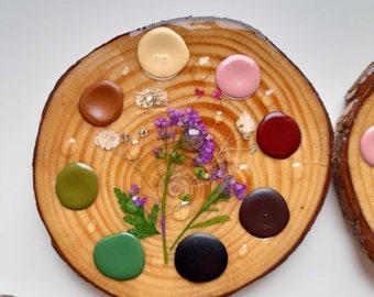 Wooden flower palettes with real pressed flowers and handmade watercolours