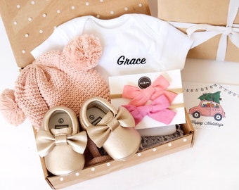 Baby Shower gift box with card, Christmas Baby gift box, Gifts for babies, Winter Baby Gifts, Newborn gift set, Holiday Baby Girl Gift Set
