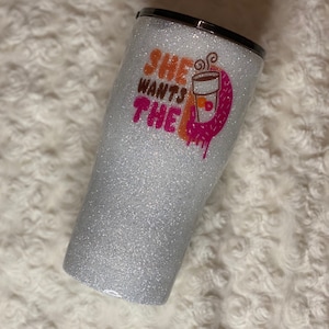 Vaso de purpurina inspirado en Dunkin