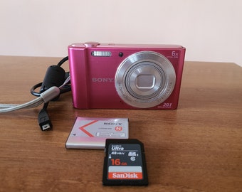 Sony Cyber Shot W810 Digitalkamera CCD 20 MP rosa