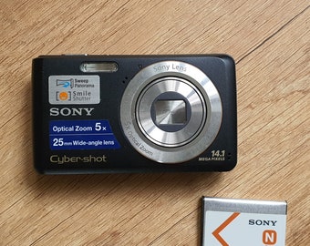 Sony Steady Shot DSC-W520 CCD 14 MP Digitalkamera