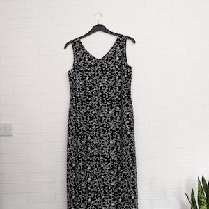 Laura Ashley Vintage Dress Size 14 / 40 Black White Embroidery 80s / 90s