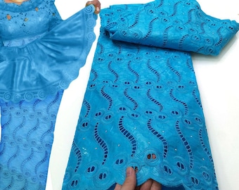 Bazin Riche brokaatkant, geborduurd katoen, 5 yards