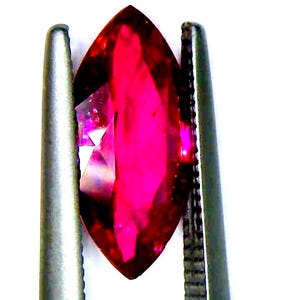 Marquise cut loose Ruby, 3.25 Carat, 14 x 7 millimeter for ring, pendant, tie bar or cuff link settings, f