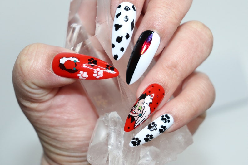 Cruella De Vil Nail Art
