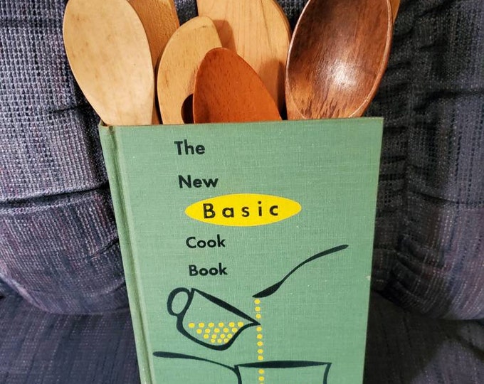 Cookbook Container with utensils