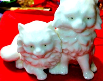 Beautiful white Marble cat statue / made in Japan