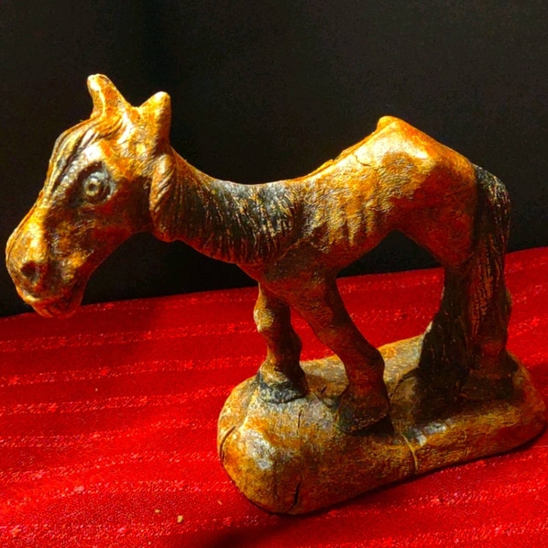 5 popular Handcrafted and Cheap SALE Start carved wooden horse OLD donkey?